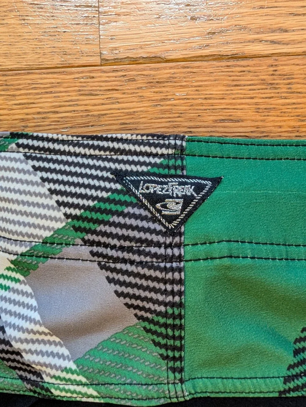 Vintage Y2K 2000s O'Neil Lopez Freak Board Shorts Swim Trunks Surf Green Plaid